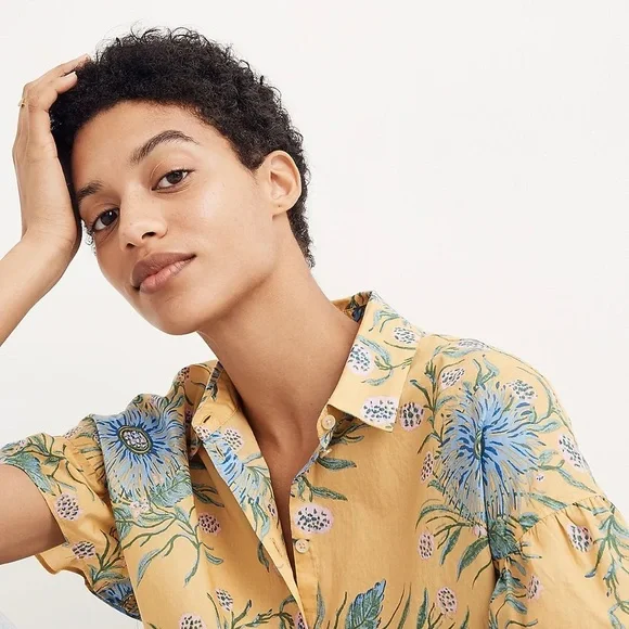 Madewell Ruffle-Sleeve Button-Down Shirt in Painted Blooms - Picture 2 of 8
